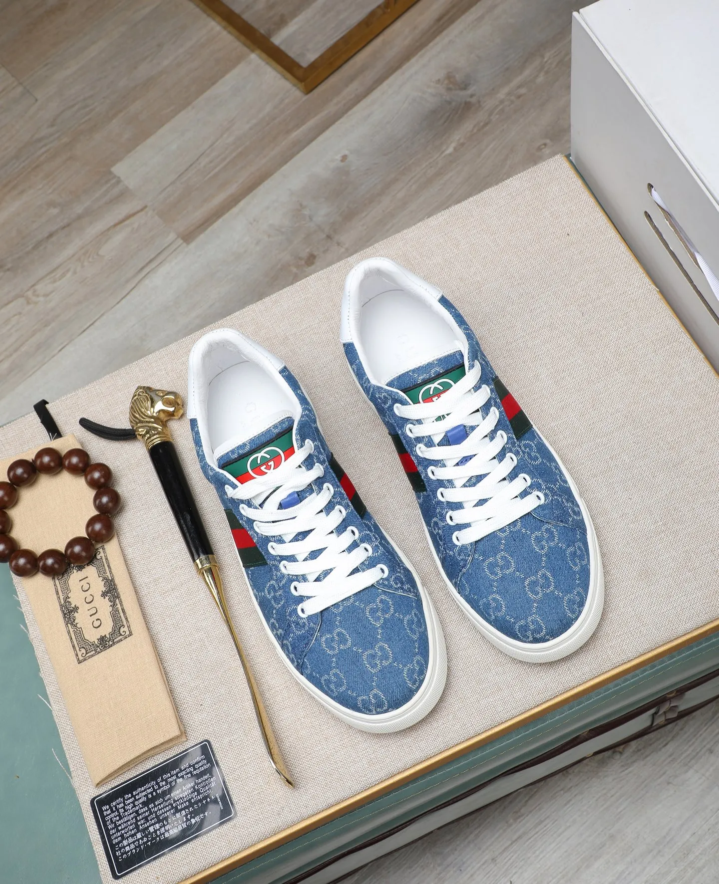 Men's shoes 💰420 GUCCI🔍🔍The latest model is available at the counter simultaneously. Original calfskin imported from Italy, genuine leather lining, (high-end, extravagant and classy) with exquisite workmanship. Sole: Original sole provided by the original factory. ⚠Exclusive double-layer movable molded sole is super comfortable⚠. Photographed in real life. 🎬The real thing is better. 🔍🔍"High quality·Follow the order" code number 38-44